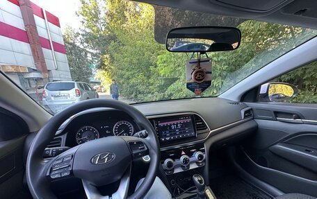 Hyundai Avante, 2019 год, 1 750 000 рублей, 10 фотография
