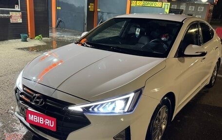 Hyundai Avante, 2019 год, 1 750 000 рублей, 21 фотография