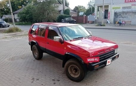 Nissan Terrano II рестайлинг, 1995 год, 800 000 рублей, 10 фотография