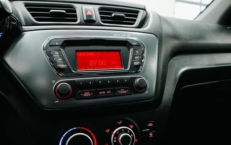 KIA Rio III рестайлинг, 2014 год, 899 000 рублей, 20 фотография