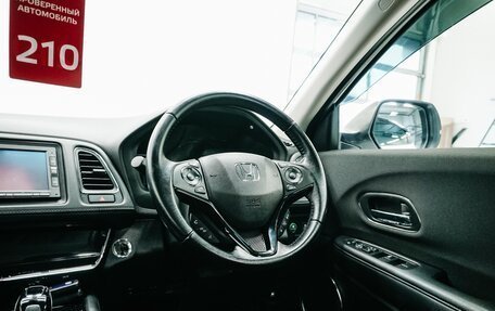 Honda Vezel, 2018 год, 1 749 000 рублей, 14 фотография