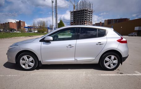 Renault Megane III, 2012 год, 790 000 рублей, 2 фотография