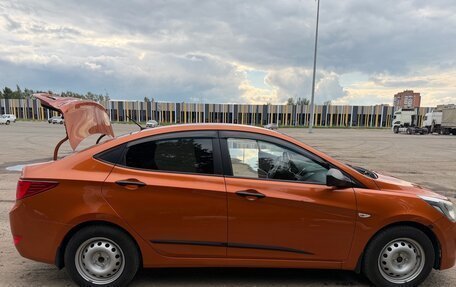 Hyundai Solaris II рестайлинг, 2015 год, 780 000 рублей, 5 фотография