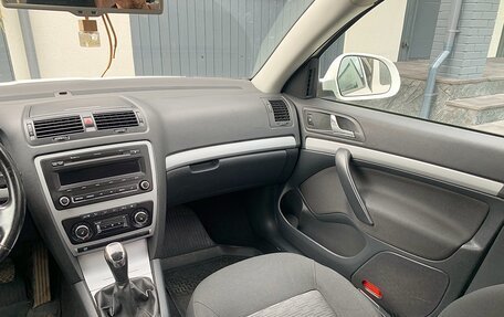 Skoda Octavia, 2011 год, 550 000 рублей, 6 фотография