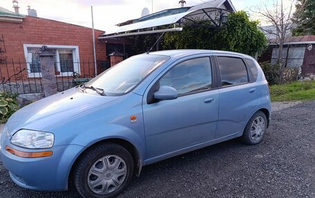 Chevrolet Aveo III, 2004 год, 300 000 рублей, 2 фотография