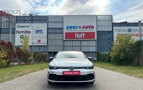 Volkswagen Golf VIII, 2022 год, 2 800 000 рублей, 1 фотография