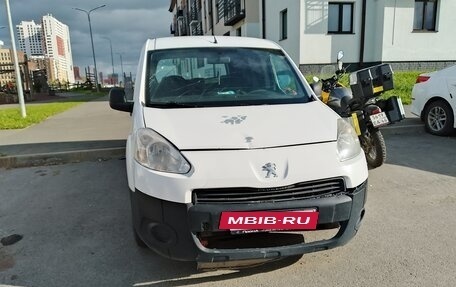 Peugeot Partner II рестайлинг 2, 2013 год, 530 000 рублей, 2 фотография