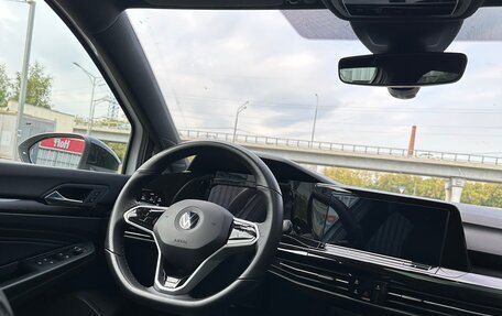 Volkswagen Golf VIII, 2022 год, 2 800 000 рублей, 11 фотография
