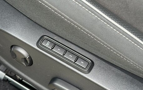 Volkswagen Golf VIII, 2022 год, 2 800 000 рублей, 13 фотография