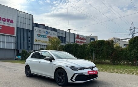 Volkswagen Golf VIII, 2022 год, 2 800 000 рублей, 9 фотография