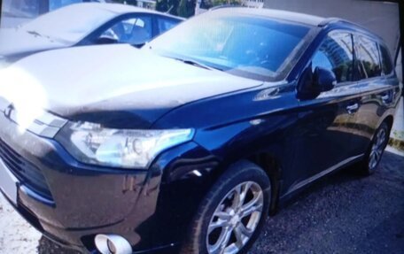 Mitsubishi Outlander III рестайлинг 3, 2012 год, 850 000 рублей, 10 фотография