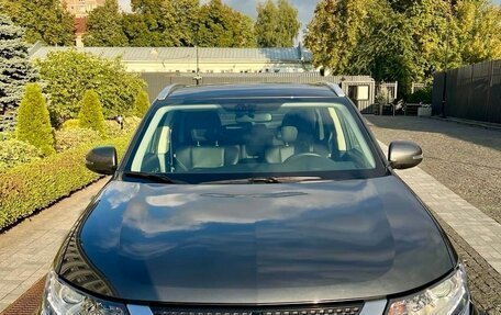 Mitsubishi Outlander III рестайлинг 3, 2019 год, 3 200 000 рублей, 4 фотография