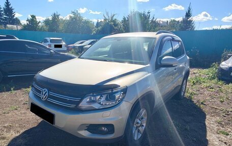 Volkswagen Tiguan I, 2012 год, 932 000 рублей, 2 фотография