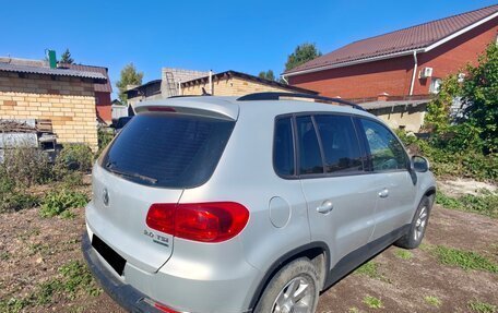 Volkswagen Tiguan I, 2012 год, 932 000 рублей, 3 фотография