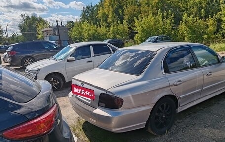 Hyundai Sonata IV рестайлинг, 2011 год, 650 000 рублей, 3 фотография