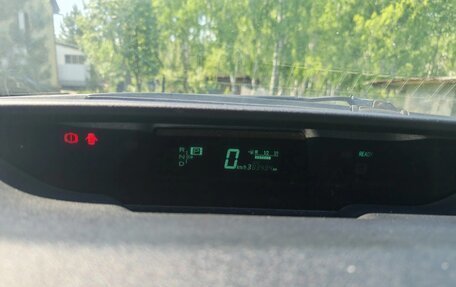 Toyota Prius, 2008 год, 680 000 рублей, 10 фотография