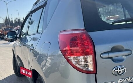 Toyota RAV4, 2006 год, 1 050 000 рублей, 4 фотография