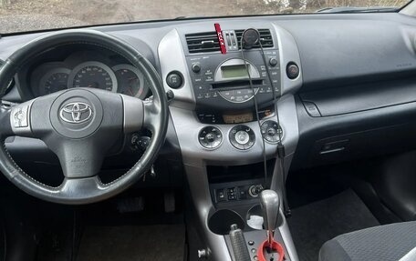 Toyota RAV4, 2006 год, 1 050 000 рублей, 11 фотография