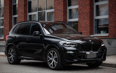 BMW X5, 2019 год, 6 960 000 рублей, 2 фотография