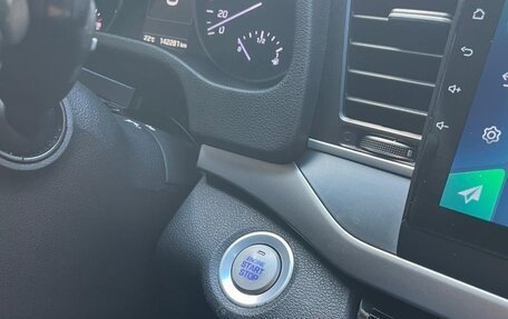 Hyundai Elantra VI рестайлинг, 2017 год, 650 000 рублей, 8 фотография