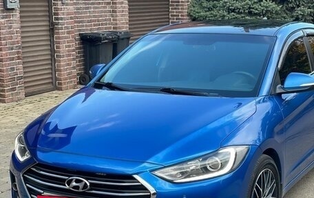 Hyundai Elantra VI рестайлинг, 2017 год, 650 000 рублей, 20 фотография