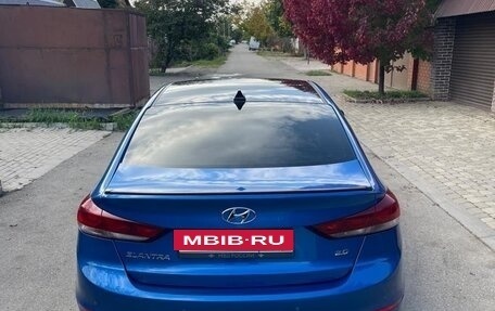 Hyundai Elantra VI рестайлинг, 2017 год, 650 000 рублей, 34 фотография