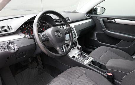 Volkswagen Passat B7, 2011 год, 1 149 000 рублей, 16 фотография