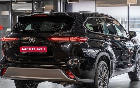 Toyota Highlander, 2026 год, 5 590 000 рублей, 5 фотография
