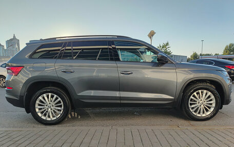 Skoda Kodiaq I, 2021 год, 2 499 000 рублей, 8 фотография
