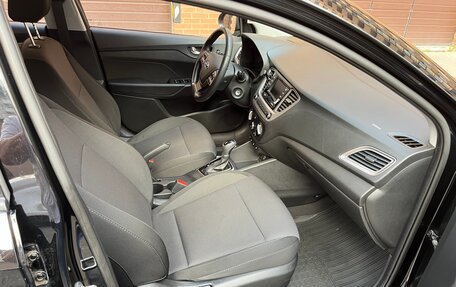 Hyundai Solaris II рестайлинг, 2019 год, 1 600 000 рублей, 11 фотография