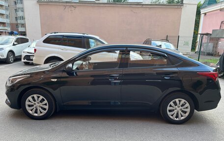 Hyundai Solaris II рестайлинг, 2019 год, 1 600 000 рублей, 4 фотография
