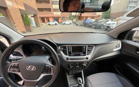 Hyundai Solaris II рестайлинг, 2019 год, 1 600 000 рублей, 19 фотография