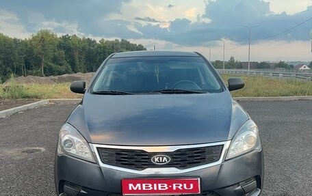 KIA cee'd I рестайлинг, 2011 год, 480 000 рублей, 1 фотография