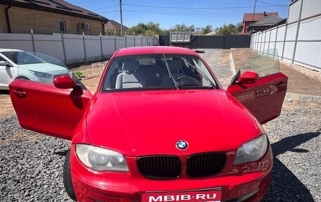 BMW 1 серия, 2011 год, 1 000 000 рублей, 1 фотография
