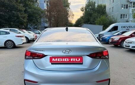 Hyundai Solaris II рестайлинг, 2017 год, 1 030 000 рублей, 7 фотография
