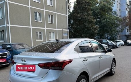 Hyundai Solaris II рестайлинг, 2017 год, 1 030 000 рублей, 8 фотография