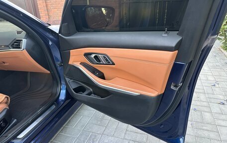 BMW 3 серия, 2020 год, 3 250 000 рублей, 12 фотография