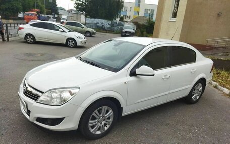 Opel Astra H, 2012 год, 700 000 рублей, 2 фотография