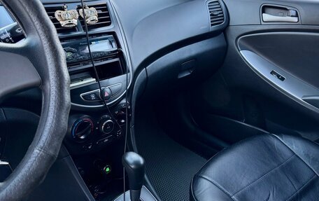 Hyundai Solaris II рестайлинг, 2015 год, 1 099 000 рублей, 12 фотография