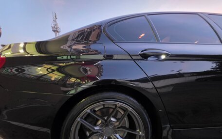 BMW 5 серия, 2014 год, 2 250 000 рублей, 13 фотография