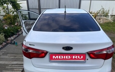 KIA Rio III рестайлинг, 2012 год, 550 000 рублей, 3 фотография