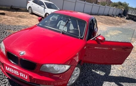 BMW 1 серия, 2011 год, 1 000 000 рублей, 8 фотография