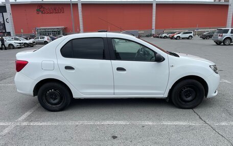 Renault Logan II, 2015 год, 505 000 рублей, 3 фотография