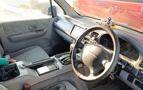 Mazda Bongo Friendee i рестайлинг, 1997 год, 560 000 рублей, 7 фотография