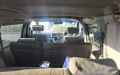 Mazda Bongo Friendee i рестайлинг, 1997 год, 560 000 рублей, 11 фотография