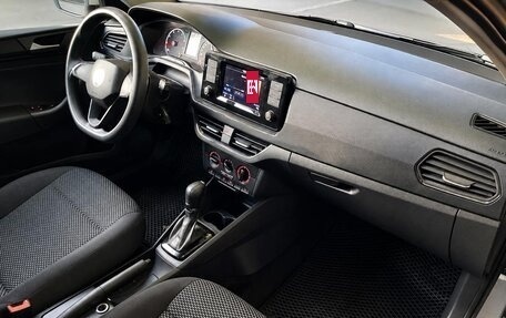Volkswagen Polo VI (EU Market), 2021 год, 1 300 000 рублей, 3 фотография