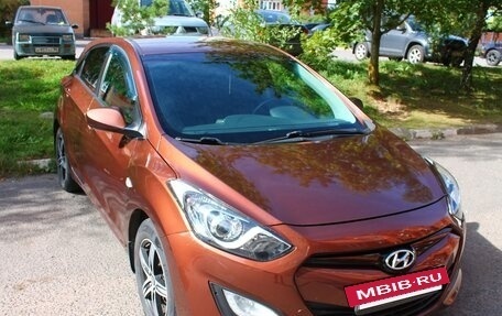 Hyundai i30 II рестайлинг, 2012 год, 900 000 рублей, 3 фотография
