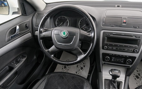 Skoda Octavia, 2011 год, 899 000 рублей, 10 фотография