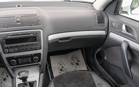 Skoda Octavia, 2011 год, 899 000 рублей, 12 фотография