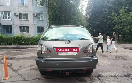 Lexus RX IV рестайлинг, 2000 год, 850 000 рублей, 2 фотография